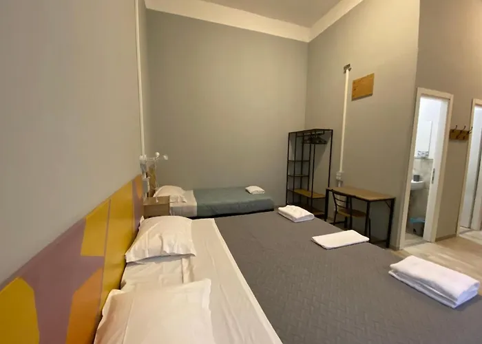 ゲストハウス Eureka ローマ